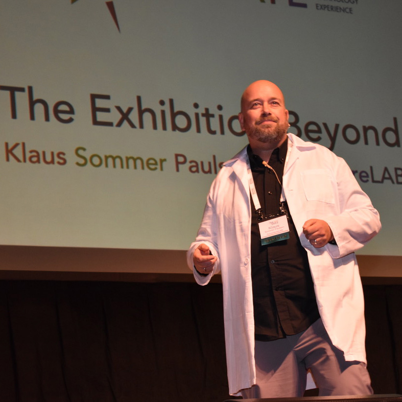 Klaus Sommer Paulsen on stage at TEA SATE 2022